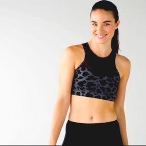 Lululemon Meshed Up sports bra - size 6 - black/grey leopard print